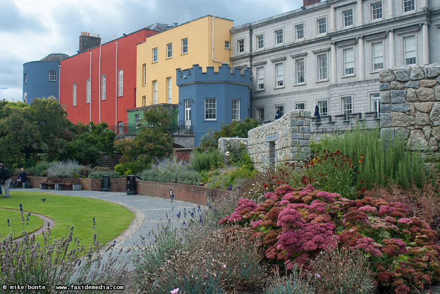 Dublin Castle and Dubh Linn Garden