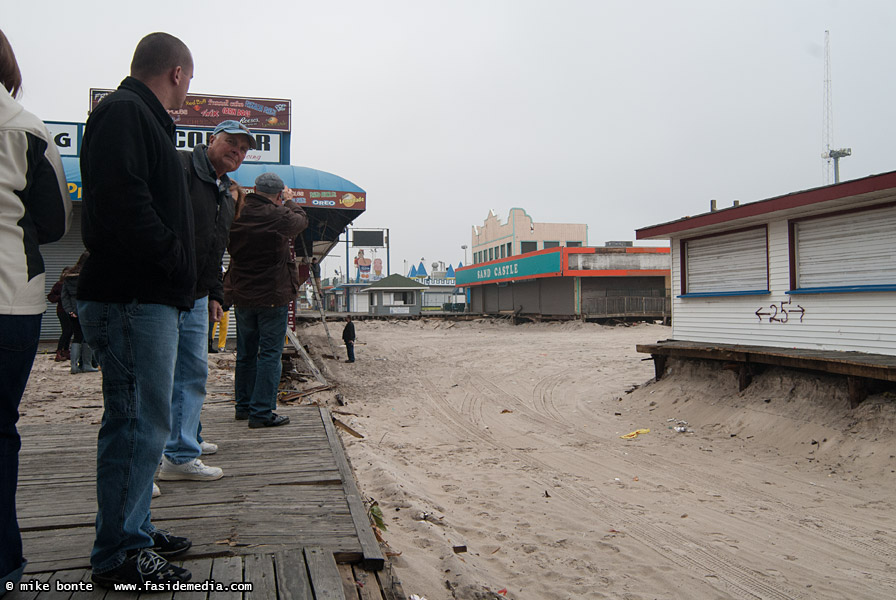 Onlookers at Blaine Ave.