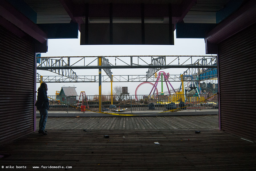 Maureen Looks At Funtown Pier