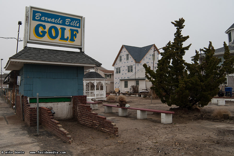 Barnacle Bill's Miniature Golf