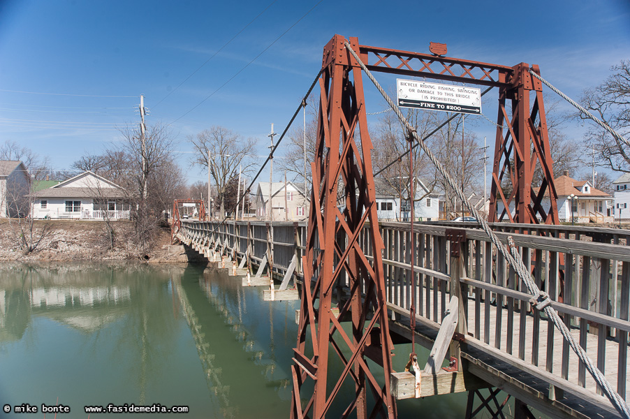 1898 Pontiac Footbridge