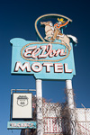 El Don Motel Sign